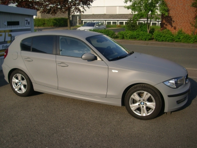 BMW grau